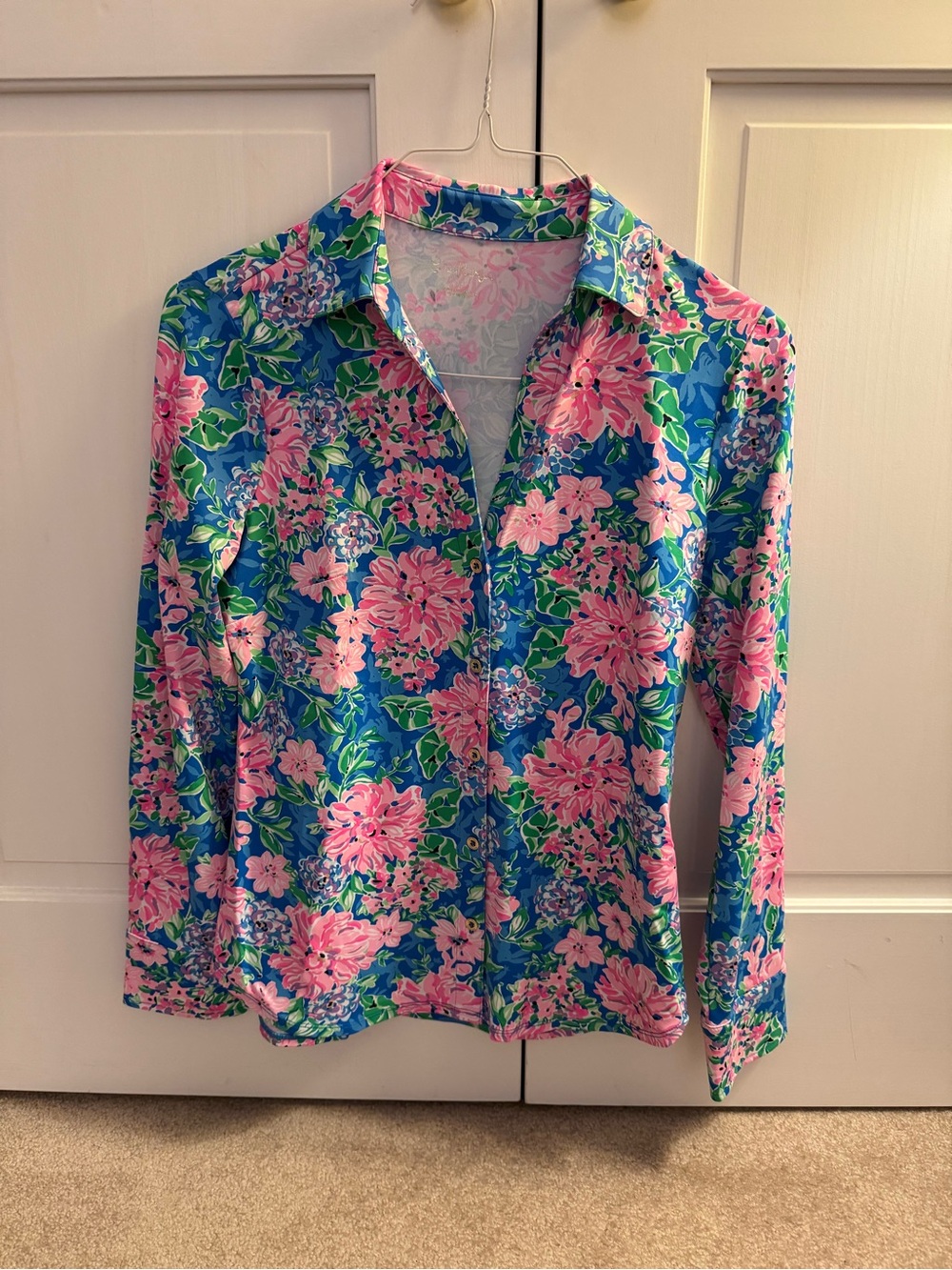 Lilly Pulitzer Vibrant Floral Button-Up Shirt in Pink & Blue SPF 50